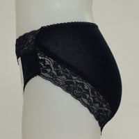 日本製 棉質喱士花邊透氣內褲 / Comfort Cotton Lace Panties